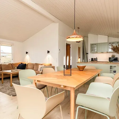 別荘 4 Star Holiday Home In Lokken-By Traum